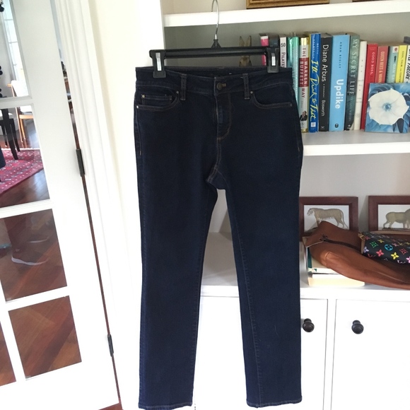 Ann Taylor Denim - ANN TAYLOR Slim Curvy Mid Rise, Dark Wash Jeans 6P